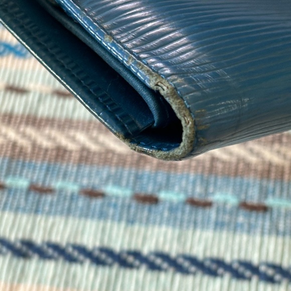 Authentic/Vintage - LV Epi Porte Tresor International Wallet - Picture 11 of 16